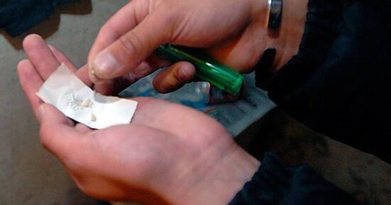 Propone la SET atención a alumnos con adicciones