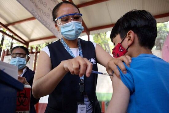 Vacunas en escuelas cubre el 70 por ciento