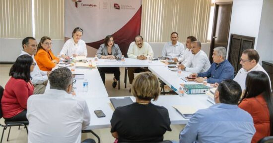 Instalan SET y SNTE las mesas de trabajo