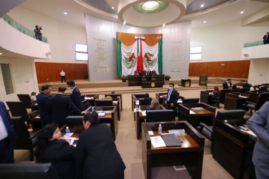 Piden trabajar por reformas pendientes