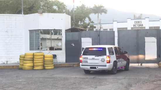 Se fuga reo de Cedes Victoria, autoridades lo capturan