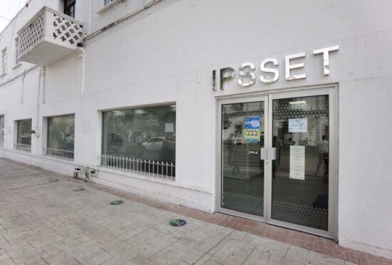 Ipsset en fuerte crisis financiera