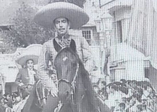 Roberto Elizondo, Rector y charro