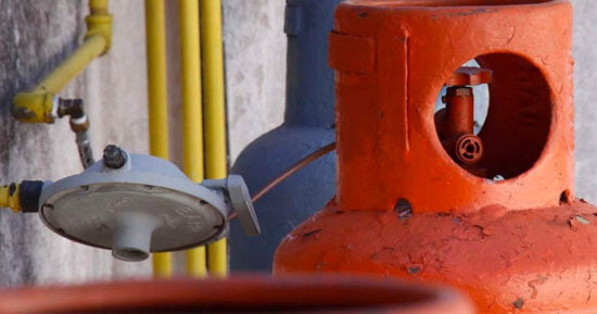 Gas: Baja tanque de 45 kg a menos de $800