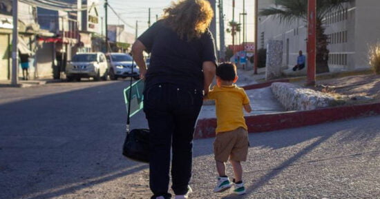 Proponen Ley de Apoyo a madres de familia