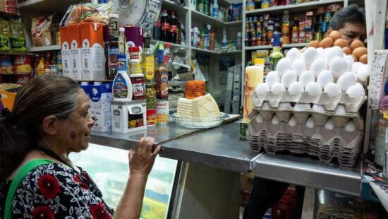 Continúa al alza la inflación