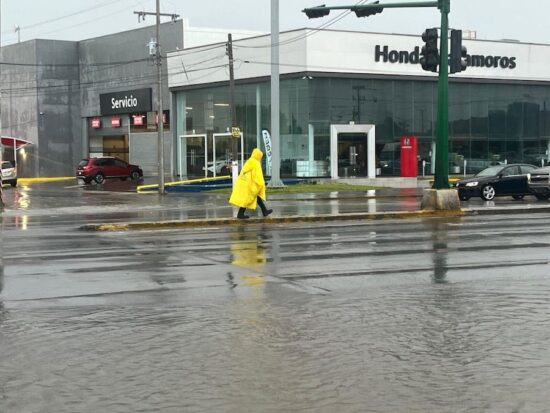 Lluvias provocan caos en la ciudad