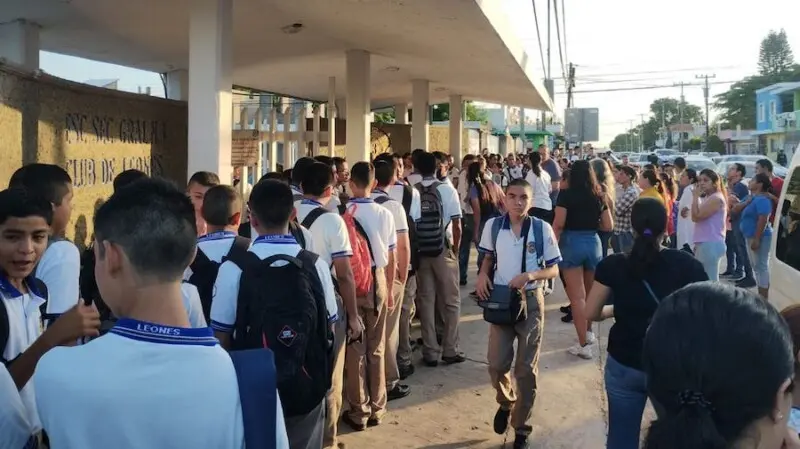 Escuelas se autocuidan