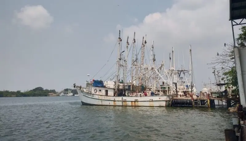 Piden ayuda a EU para dar con los pescadores