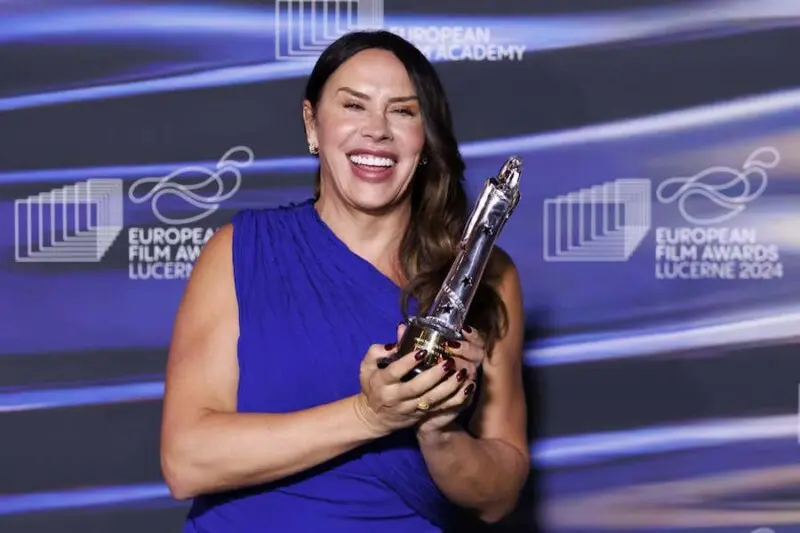 ¡Hace historia dentro de los Oscar!