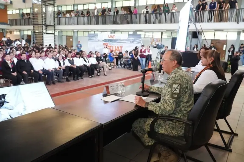 Dan conferencia en la UAT sobre seguridad nacional