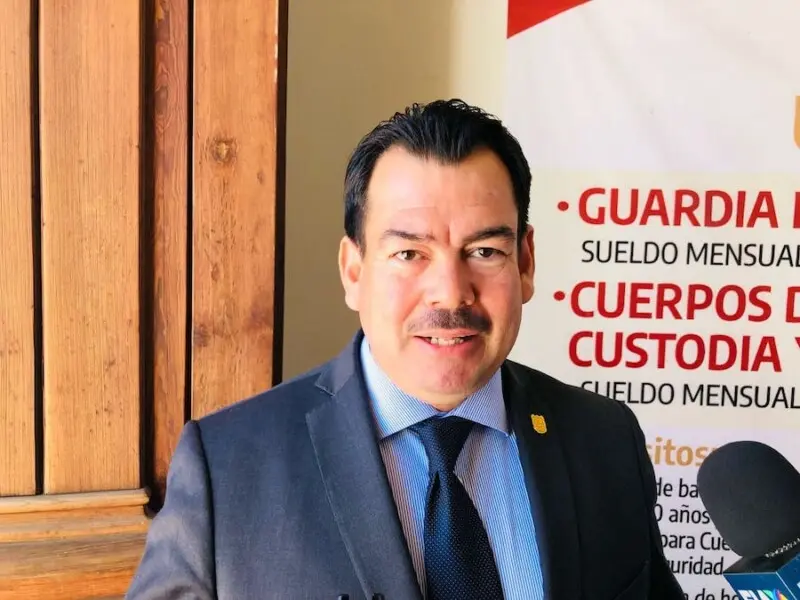 Lamentan deceso de Plutarco Arcos