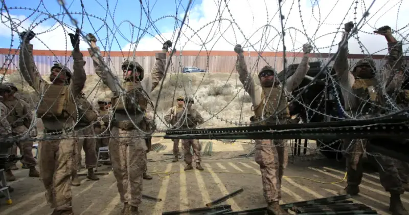 Eu Refuerza Muro Alambre Púas