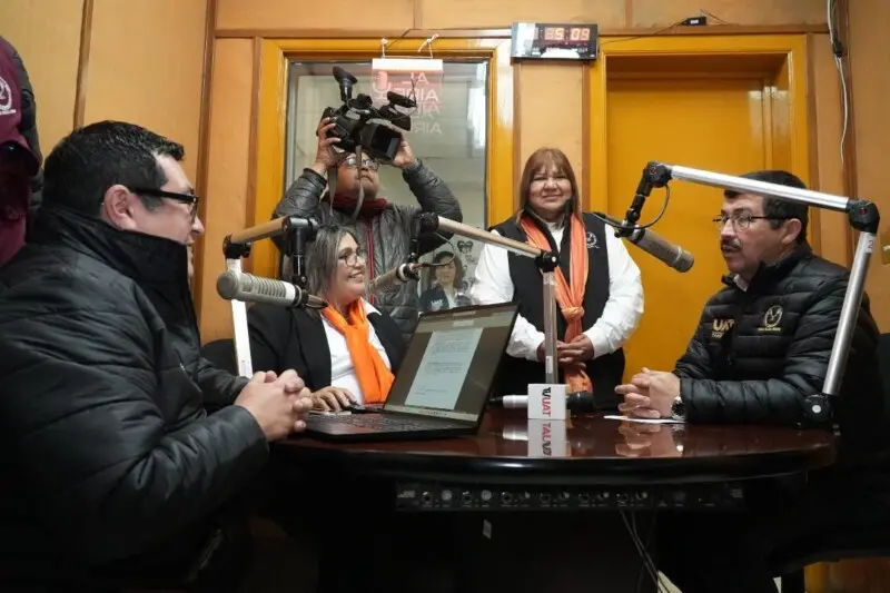 Presidió Rector celebración del 33 aniversario de Radio UAT