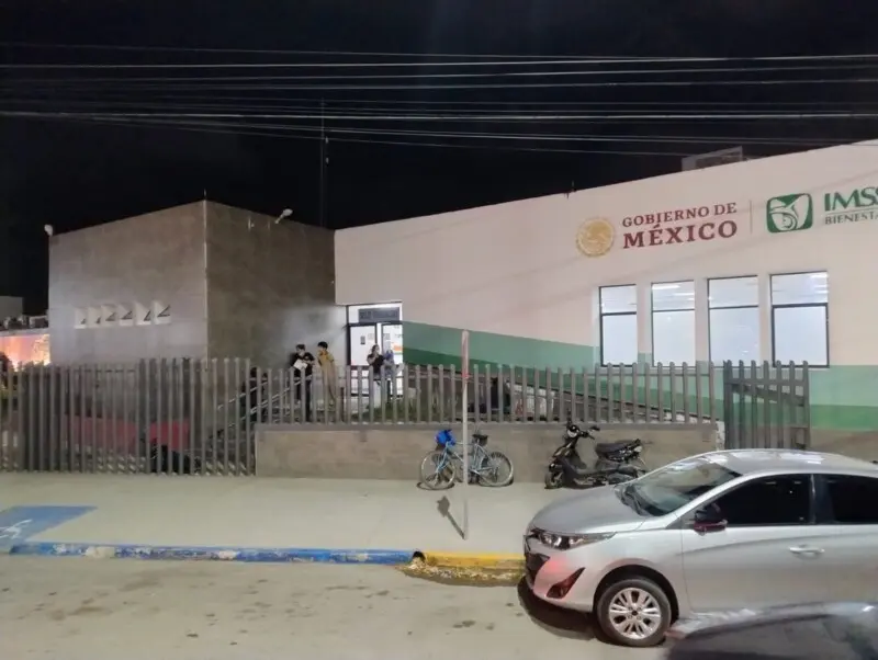 Alumnos se intoxican tras consumir ‘boneles’ en escuela