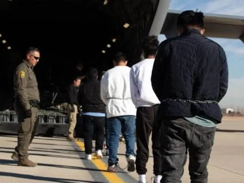 Baja el número de deportados