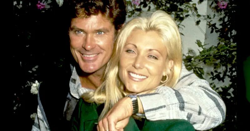Fallece Pamela Bach Baywatch David Hasselhoff