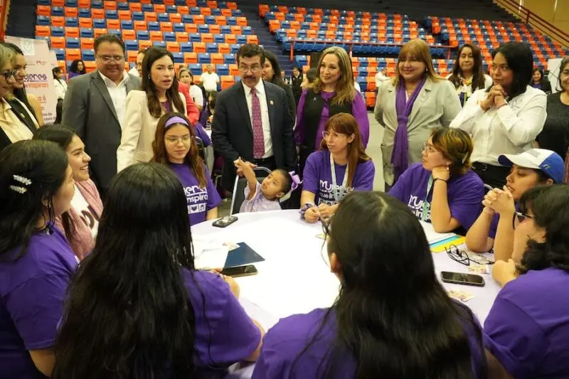 Inaugura Rector foro sobre igualdad de género y paz