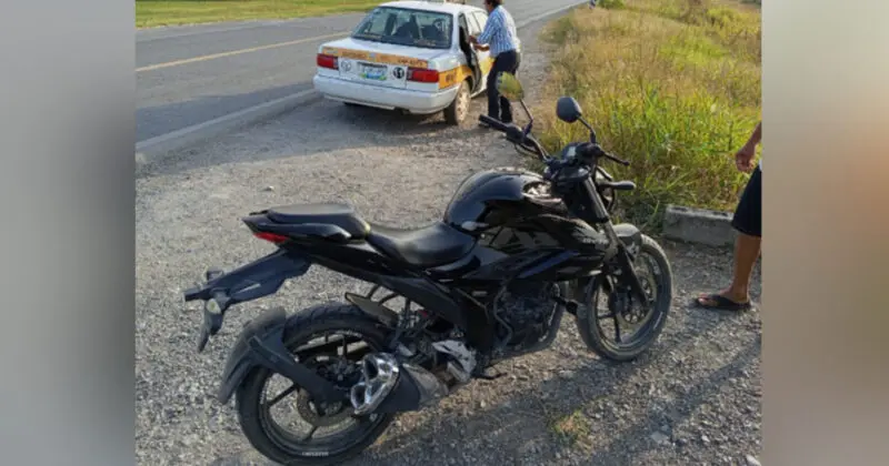 Estudiante del Tec-Mante choca con taxi