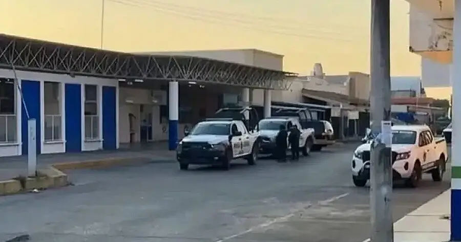 Balacera en terminal de Oaxaca deja tres muertos