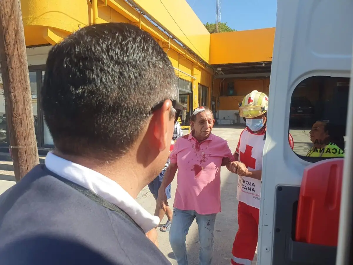 Sale Oscar Medina herido en choque