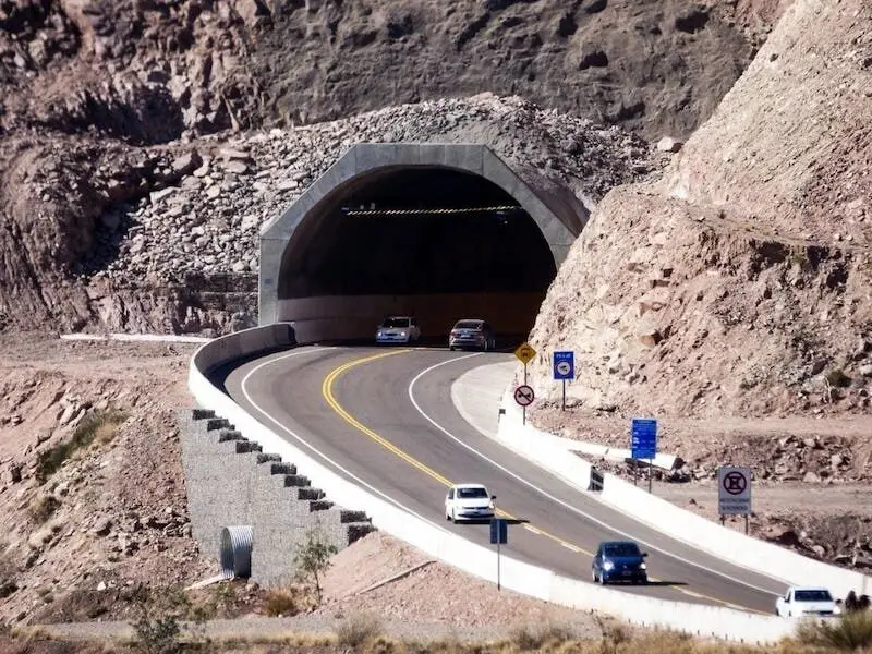 Autopista para este año: AVA