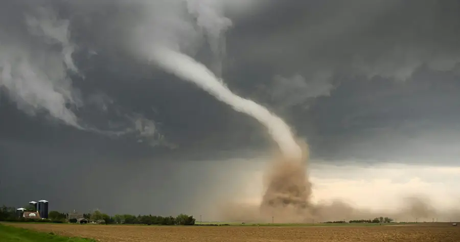 Tornados dejan al menos 21 muertos en Estados Unidos